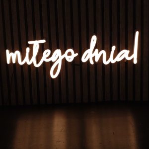 Bonne journee! - Lettres 3D Frontlit